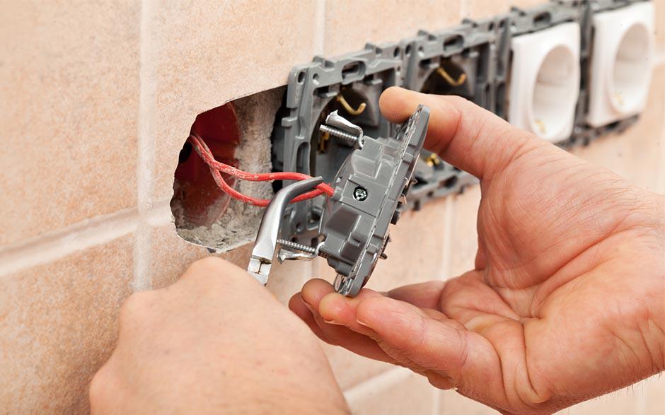 travail électricien Beauchamp