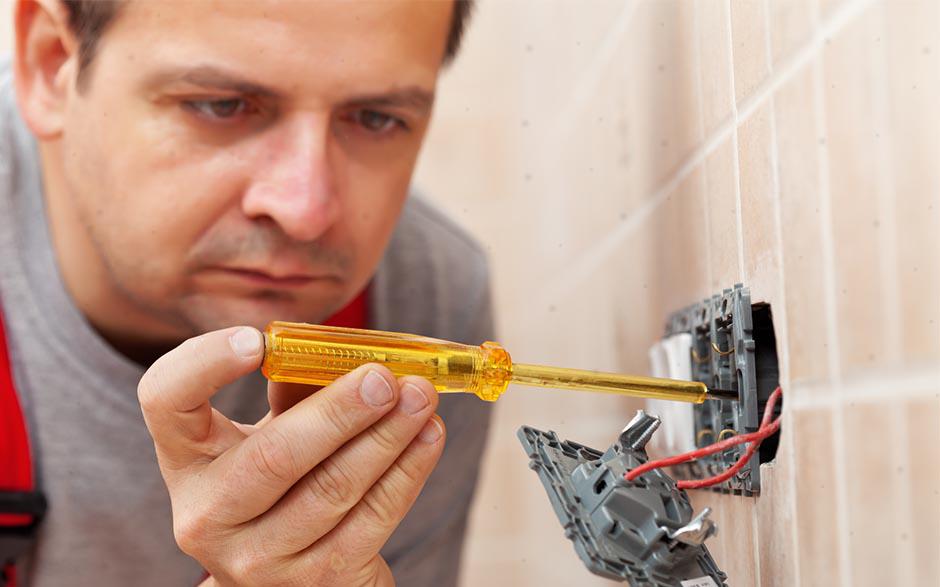 recherche travail électricien bâtiment Saint-Thibault-des-Vignes